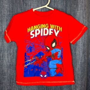GUC Marvel | Hanging with Spidey graphic T-shirt in red